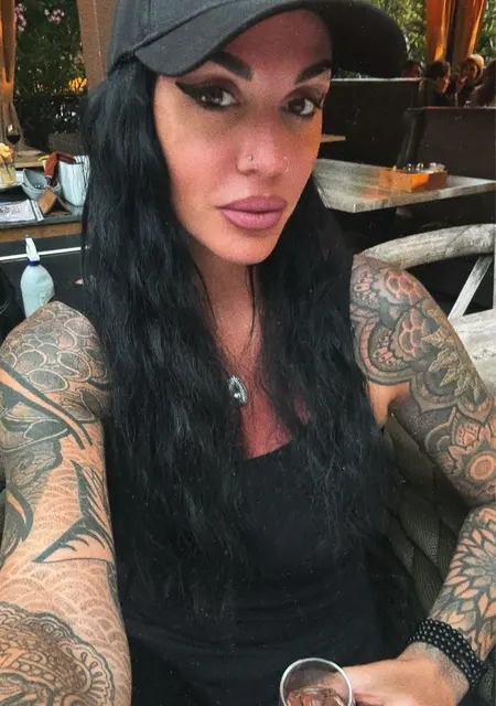 Я Алекса, 36, из Москвы, ищу знакомство для вирта