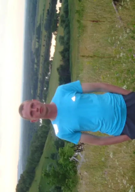 Denis из Вязников, ищу на сайте знакомства на одну ночь