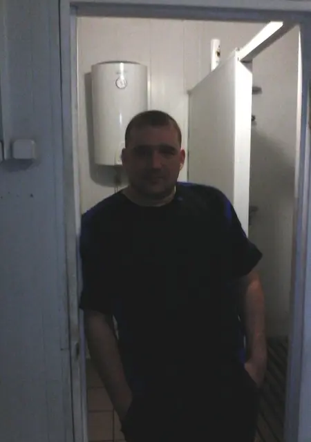 Я Макс, 41, знакомлюсь для приятного времяпровождения в Долгопрудном