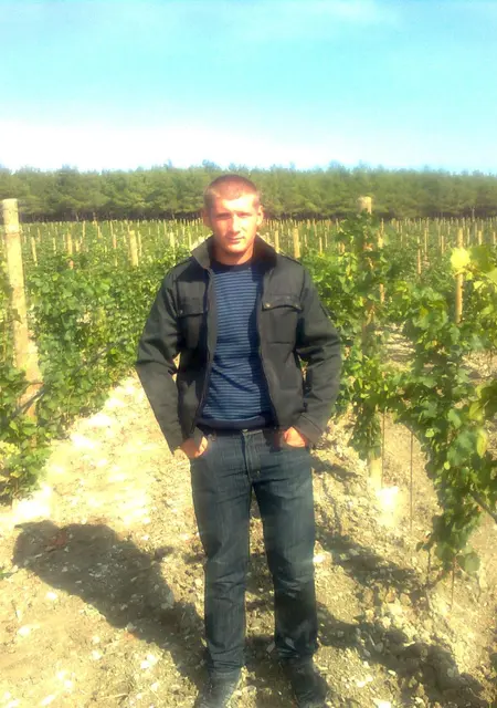 Vitek из Геленджика, мне 36, познакомлюсь для дружбы