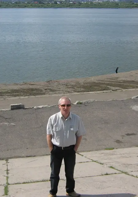 Сэм из Томска, мне 58, познакомлюсь на одну ночь