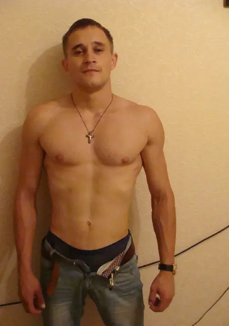 Константин из Губкина, мне 34, познакомлюсь без обязательств