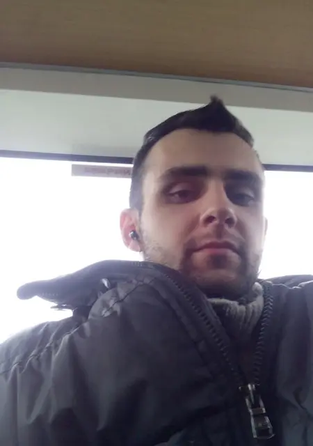 Руслан из Новочеркасска, мне 35, познакомлюсь для постоянных отношений