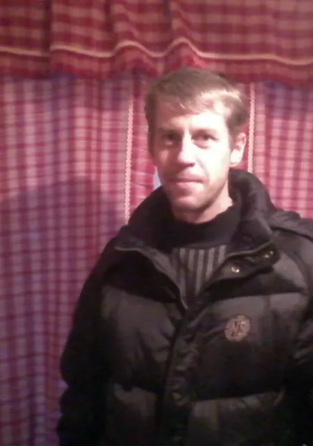 Anton из Старой Руссы, ищу на сайте знакомства на одну ночь