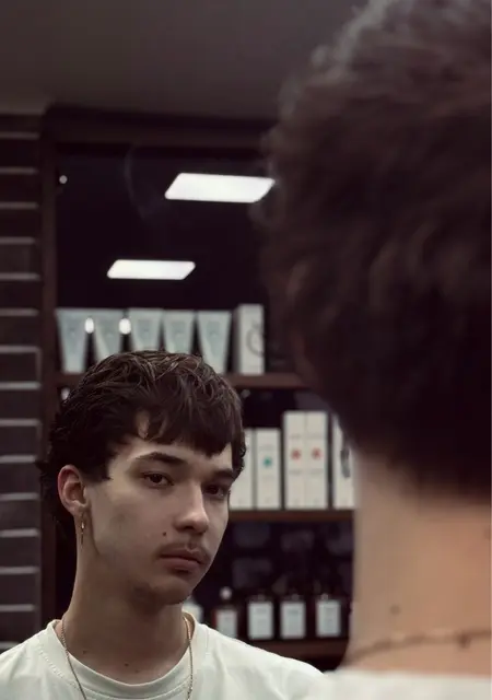 Артем из Брянска, мне 21, познакомлюсь на одну ночь