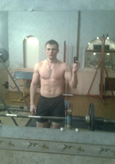 Я Aleksej, 42, знакомлюсь для постоянных отношений в Мончегорске