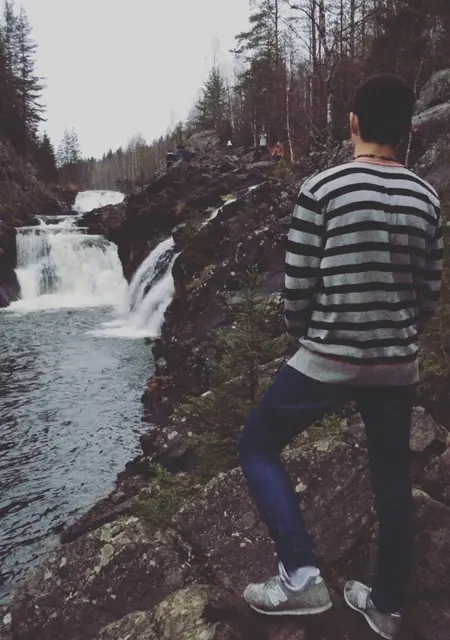 Арсен из Сертолова, мне 27, познакомлюсь на одну ночь