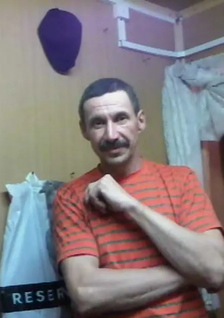 Сергей из Екатеринбурга, мне 64, познакомлюсь на одну ночь