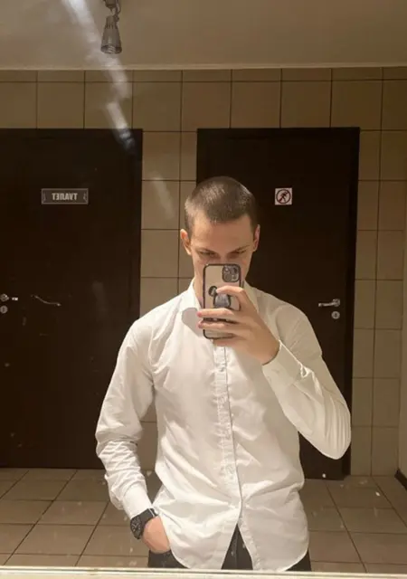 Я Данил, 21, из Ростова-на-Дону, ищу знакомства на одну ночь