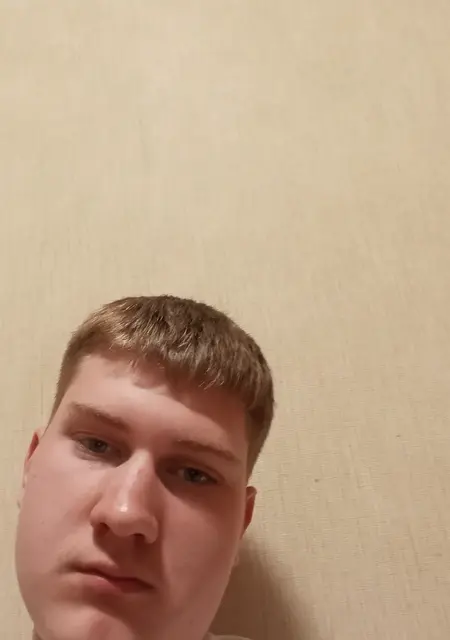 Даня из Владивостока, мне 18, познакомлюсь для вирта