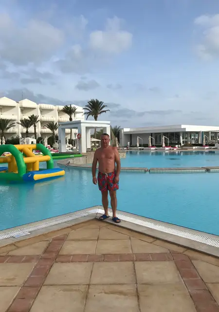 Юрий из Калуги, ищу на сайте знакомства без обязательств