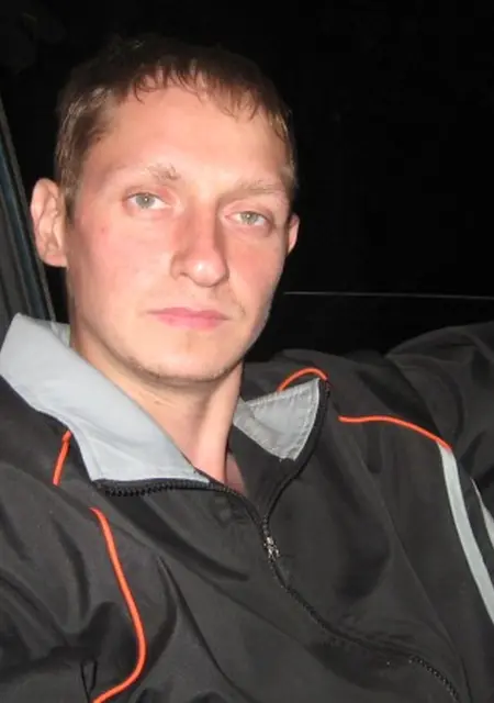 Артм из Тольятти, мне 42, познакомлюсь без обязательств