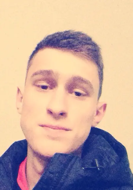 Макс из Черновцов, мне 28, познакомлюсь без обязательств