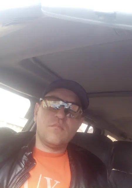 Сергей из Хабаровска, мне 50, познакомлюсь для приятного времяпровождения