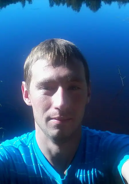 Dimon из Тихвина, мне 37, познакомлюсь на одну ночь