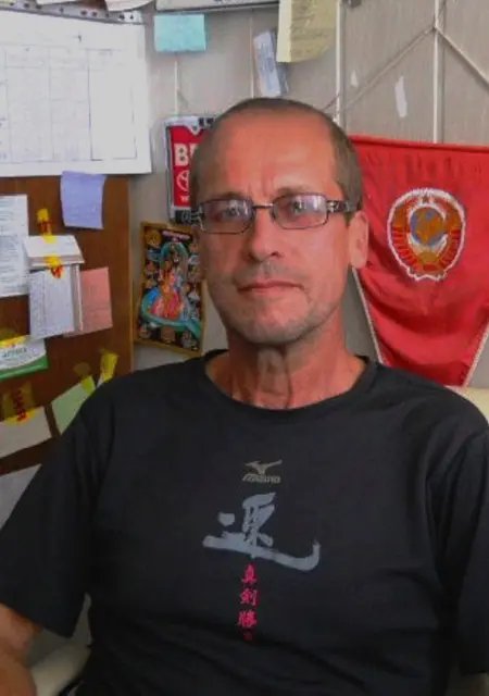 Я Андрей, 65, знакомлюсь без обязательств в Армавире