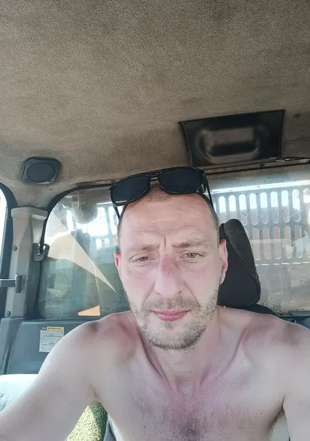 Я Данил, 33, знакомлюсь на одну ночь в Алдане