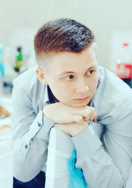 Romeo из Чебоксар, мне 27, познакомлюсь для приятного времяпровождения