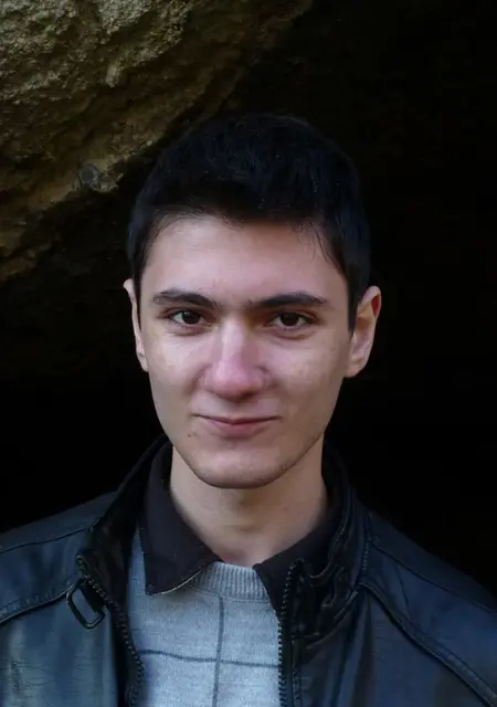 Я Саша, 32, знакомлюсь на одну ночь в Майкопе