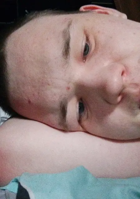 Я Киря, 21, из Нефтеюганска, ищу знакомства без обязательств