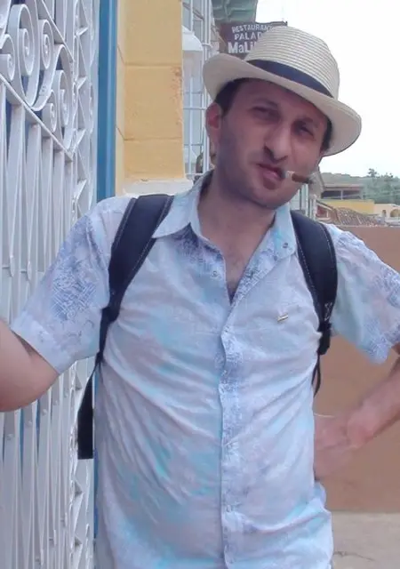 Николай з Кривого Рогу, шукаю на сайті знайомства на одну ніч