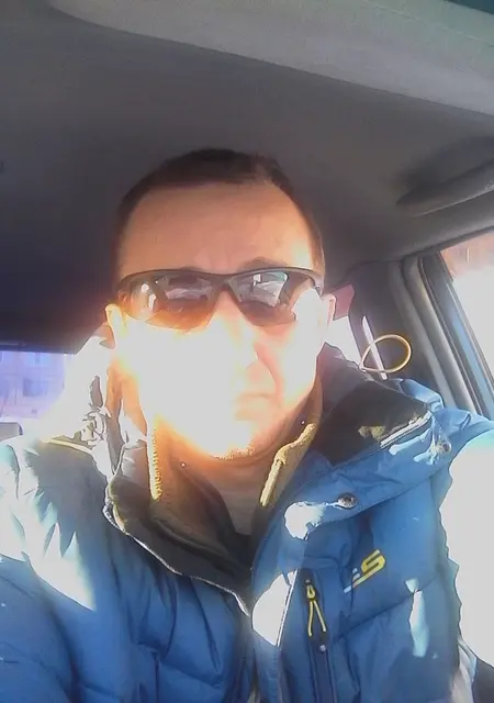 Я Андрей, 47, знакомлюсь без обязательств в Магадане