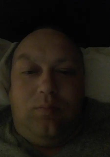 Roman из Гатчины, ищу на сайте знакомства на одну ночь