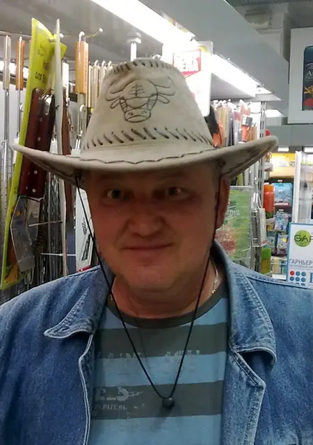 Я Сергей, 60, знакомлюсь на одну ночь в Кирове