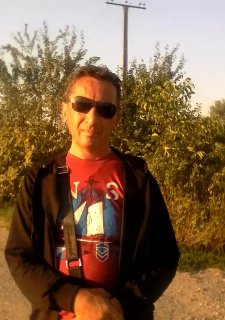 Я Александр, 54, из Крымска, ищу знакомства без обязательств