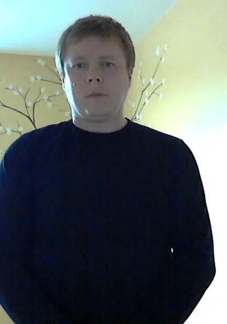 Михаил из Новочеркасска, мне 35, познакомлюсь без обязательств