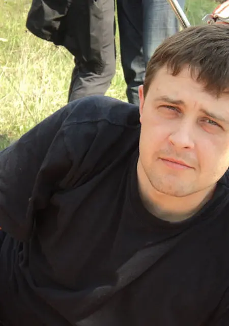 Евгений из Каменского, мне 46, познакомлюсь для вирта