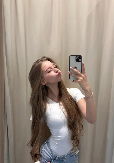 Софья из Санкт-Петербурга, ищу на сайте приятное времяпровождение