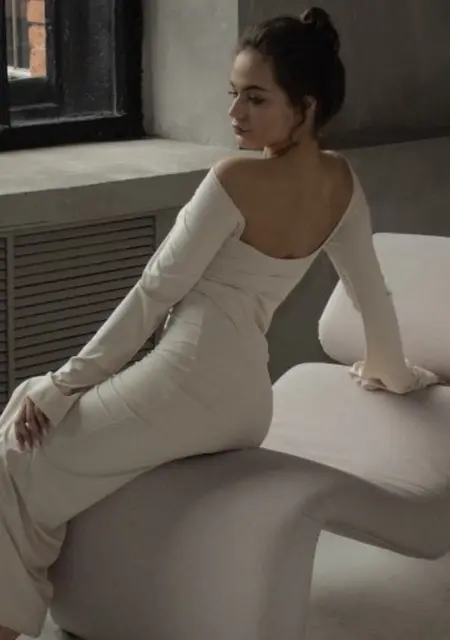 Я Ева, 19, из Санкт-Петербурга, ищу знакомство для постоянных отношений