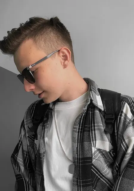 Я Максим, 22, знакомлюсь без обязательств в Иркутске