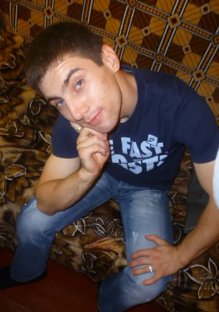 Владимр из Черновцов, мне 37, познакомлюсь для вирта