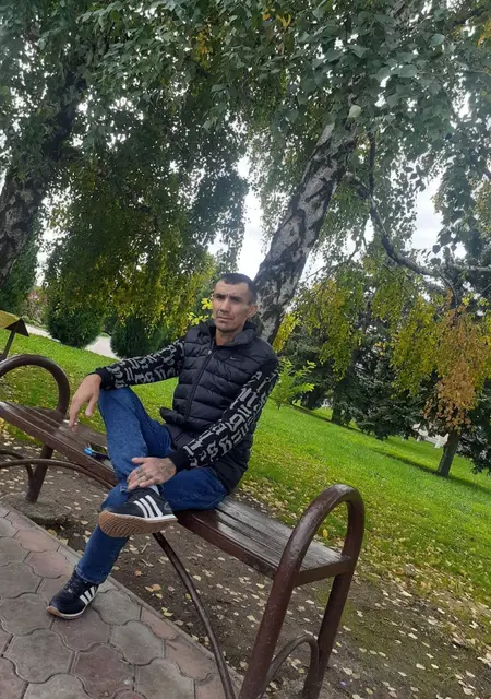 Я Сергей, 39, из Курганинска, ищу знакомства на одну ночь