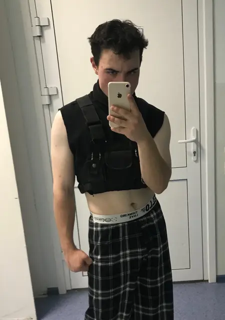 Я Otchim, 22, из Ижевска, ищу знакомство для постоянных отношений