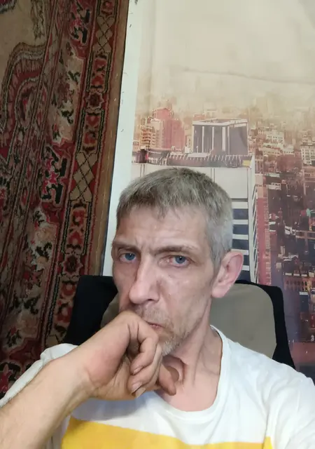 Я Олег, 43, знакомлюсь для общения в Березниках
