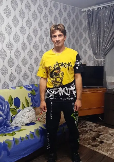 Я Саша, 47, знакомлюсь без обязательств в Санкт-Петербурге