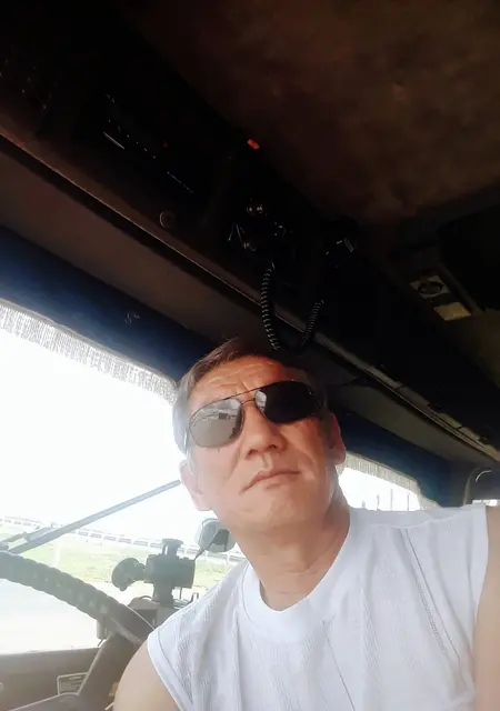 Я Ося, 54, знакомлюсь для общения в Саратове