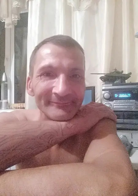 Я Андрей, 53, из Арсеньева, ищу знакомство для постоянных отношений
