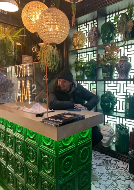 Владимир из Лесозаводска, мне 27, познакомлюсь на одну ночь