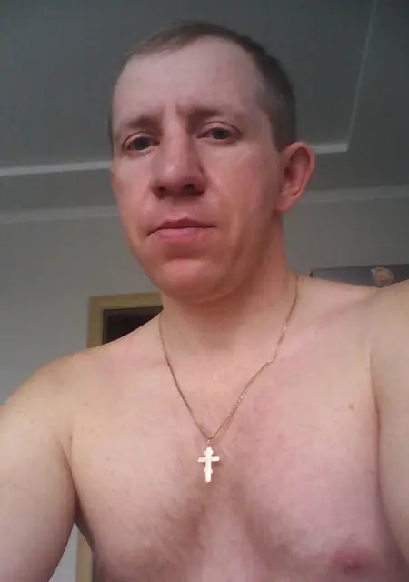 Павел из Калуги, мне 49, познакомлюсь без обязательств