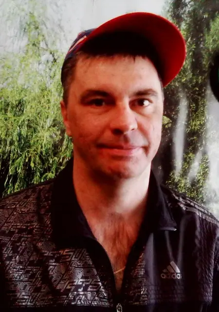 Я Анатолий, 54, из Северска, ищу знакомства без обязательств