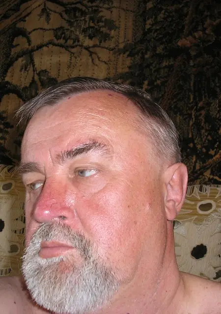 Я Игорь, 75, из Одессы, ищу знакомства без обязательств