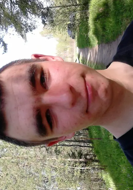 Я Максим, 30, знакомлюсь для общения в Кингисеппе