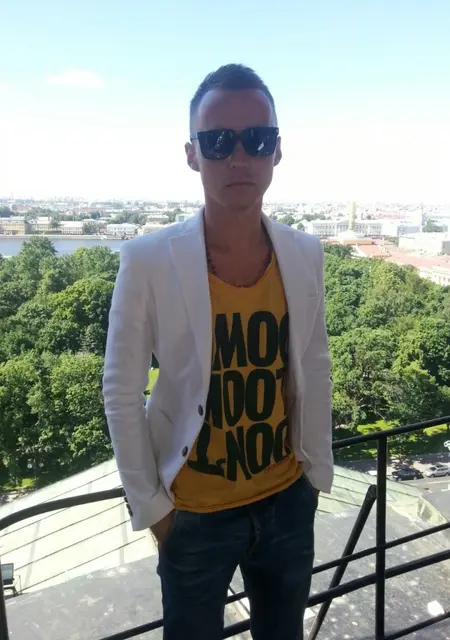 Виталик из Сортавалы, ищу на сайте знакомства на одну ночь