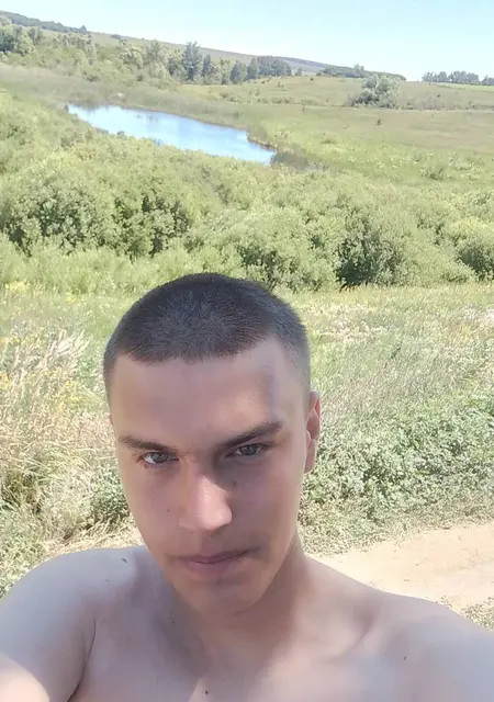 Николай из Саратова, ищу на сайте знакомства без обязательств