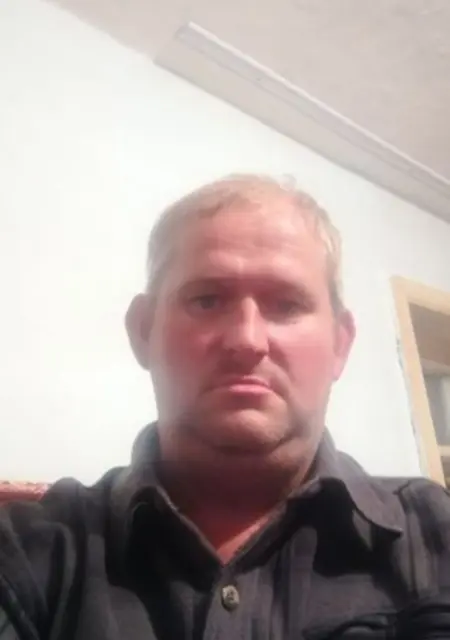 Я Виктор, 47, знакомлюсь для постоянных отношений в Москве