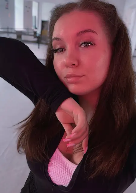 Я Алина, 26, знакомлюсь для совместных путешествий в Сыктывкаре